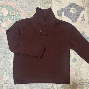 Old Navy burgundy pullover with button detail at collar. Size 10/12.